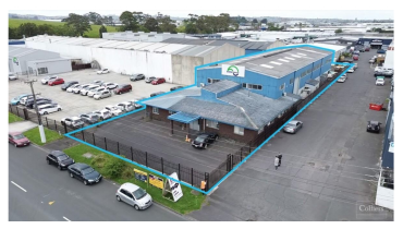 Fenced Standalone with Yard 